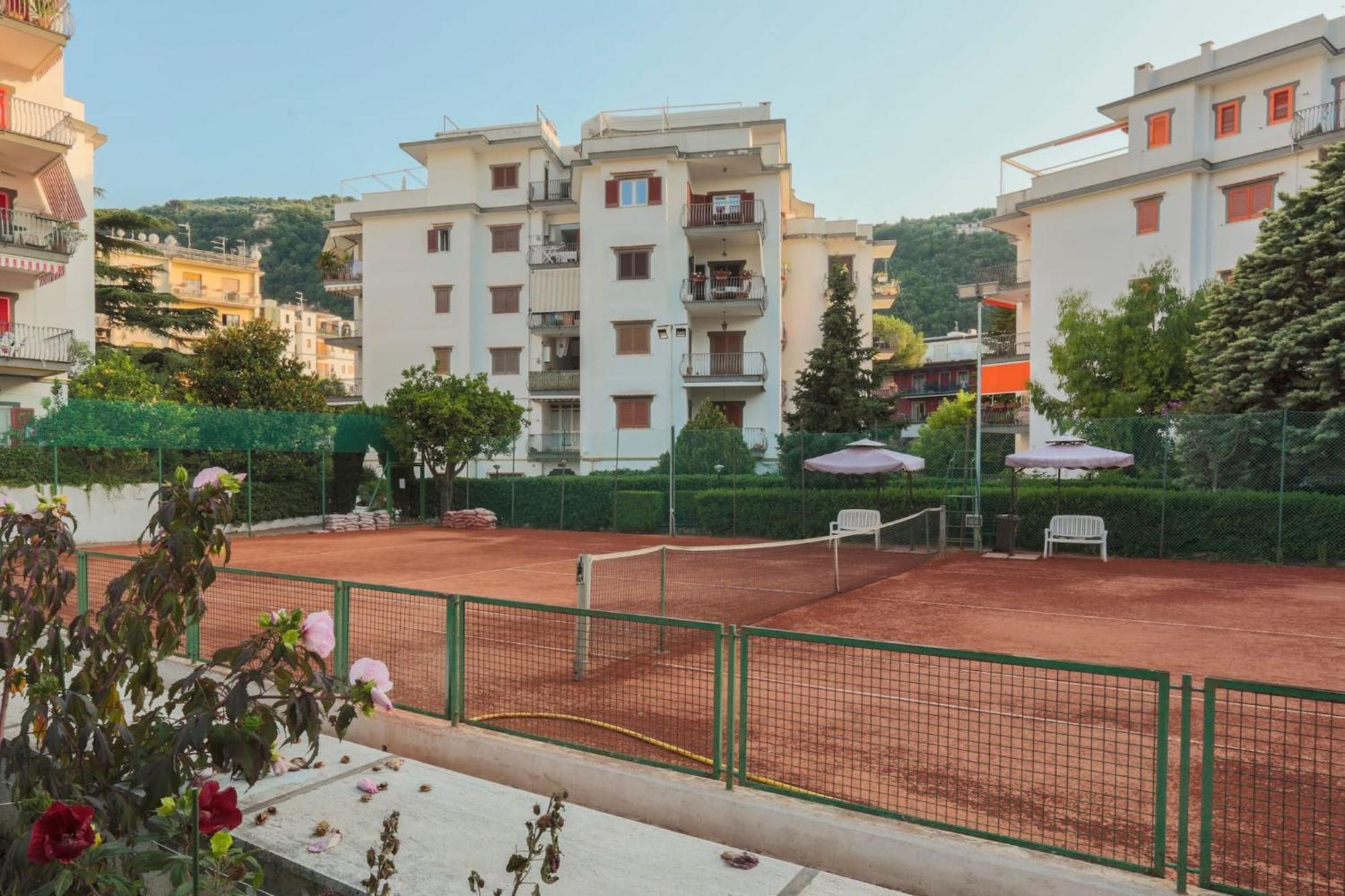 Sorrentovibes - Modern Apartment With Terrace, Swimming Pool&Tennis Luaran gambar