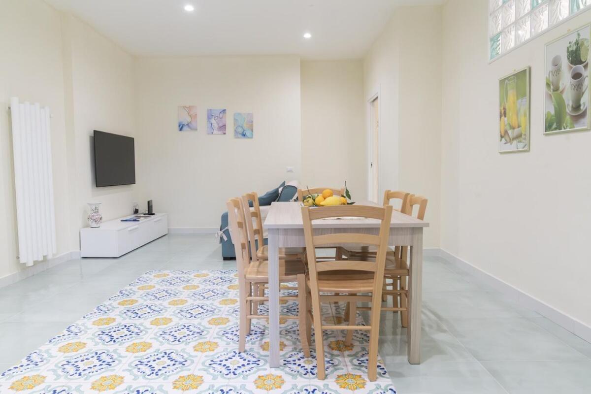 Sorrentovibes - Modern Apartment With Terrace, Swimming Pool&Tennis Luaran gambar